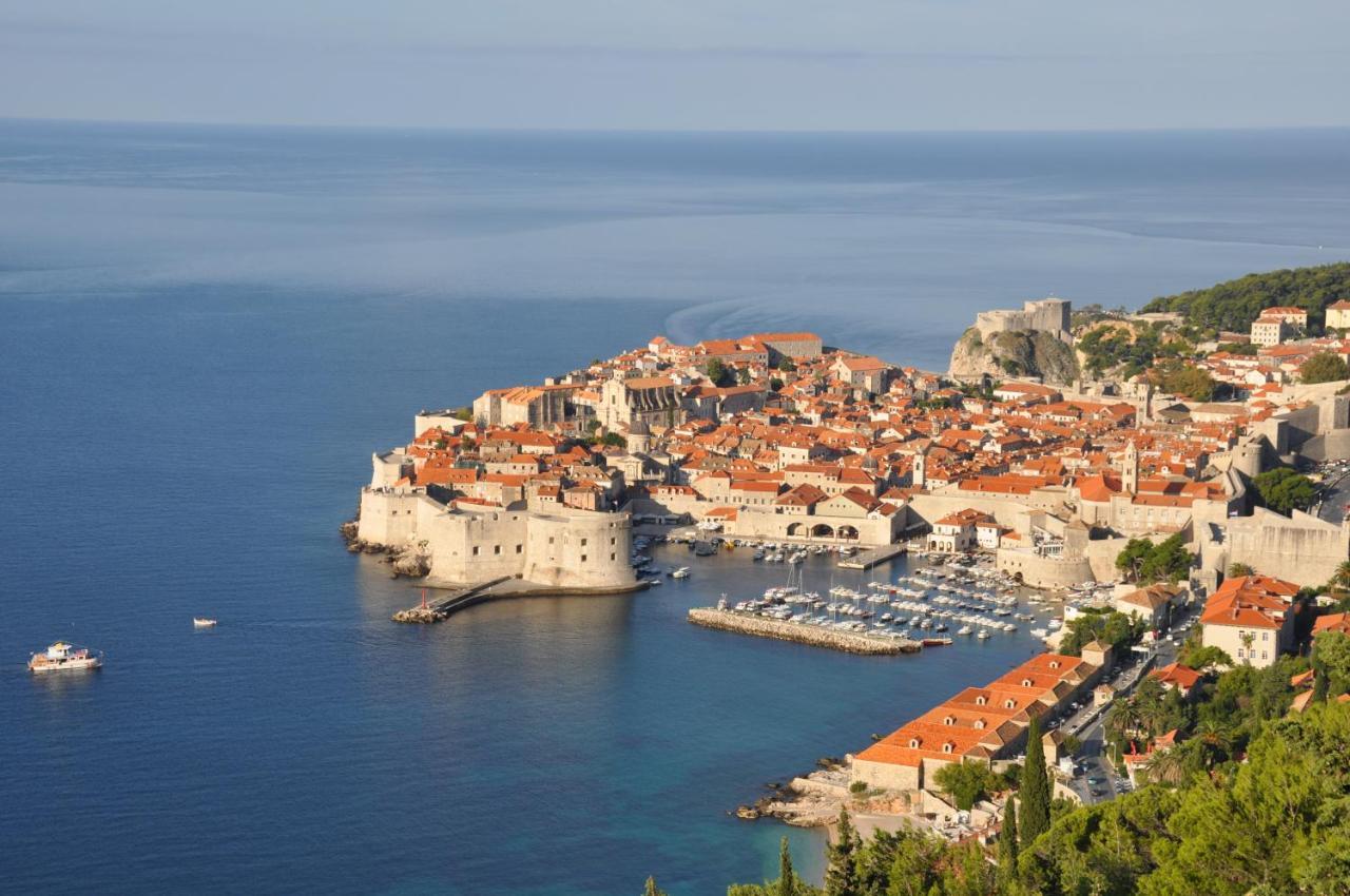 Apartment Comfortable Laura Lapad With Garage Dubrovnik